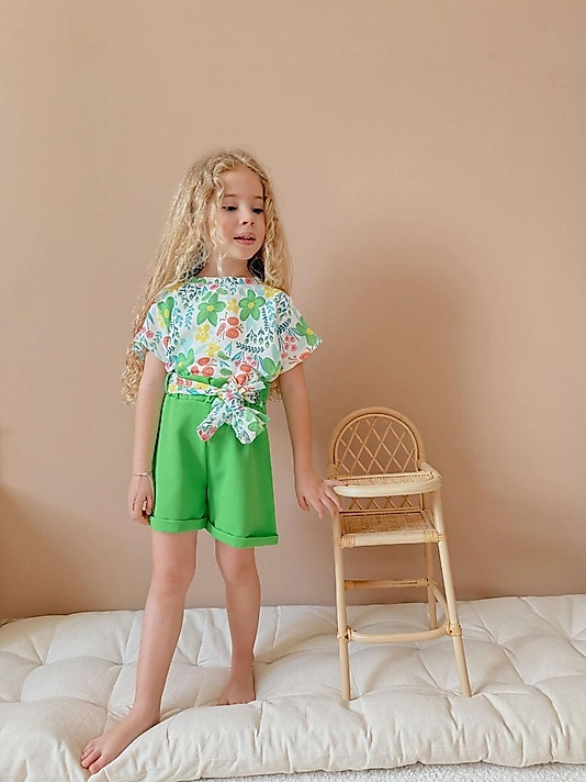 Çiçekli Şortlu Takım