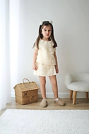 Beyaz Güllü Şort Etekli Takım