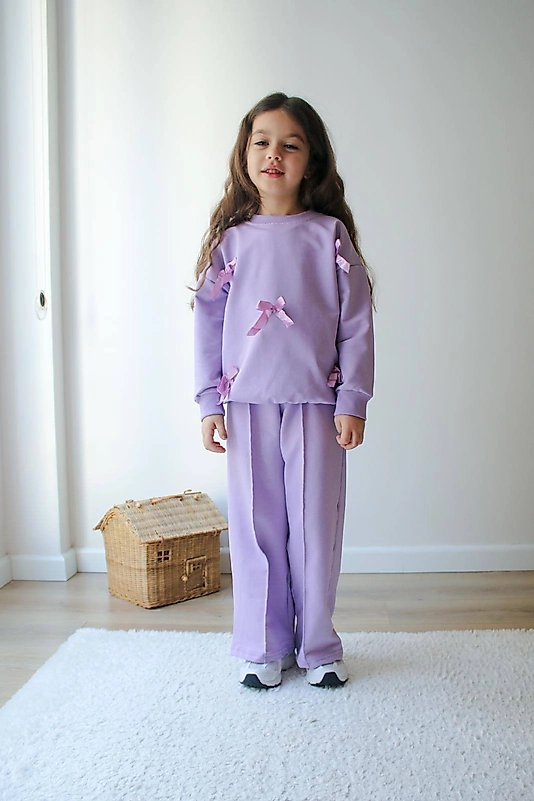 Fiyonklu Lila Takım