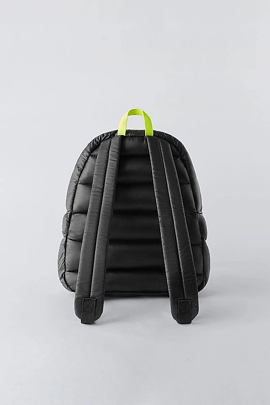 Siyah Sırt Çantası