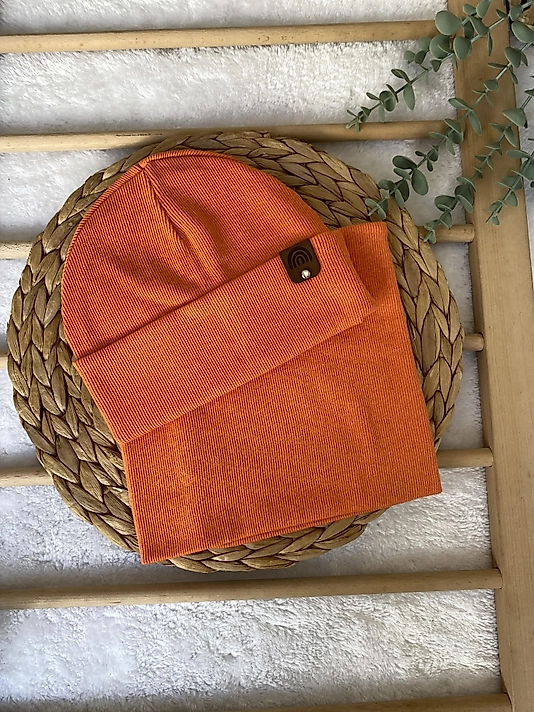 Turuncu Bere/Boyunluk