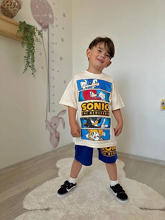 Sonic şortlu takım
